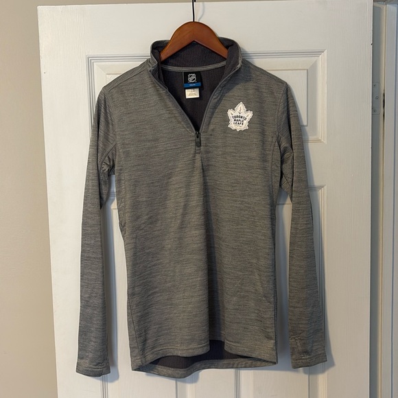 Maple Leafs 1/4 zip long sleeve - Picture 1 of 12